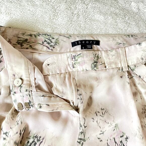 THEORY 100% Silk Ivory Floral Relaxed Chino Tapered Pleat Pants Spring Size 6 - Picture 12 of 13